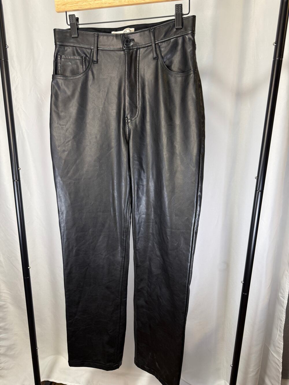 Abercrombie & Fitch Women’s Faux Leather 90s Straight Pants Black Size 28 / 6